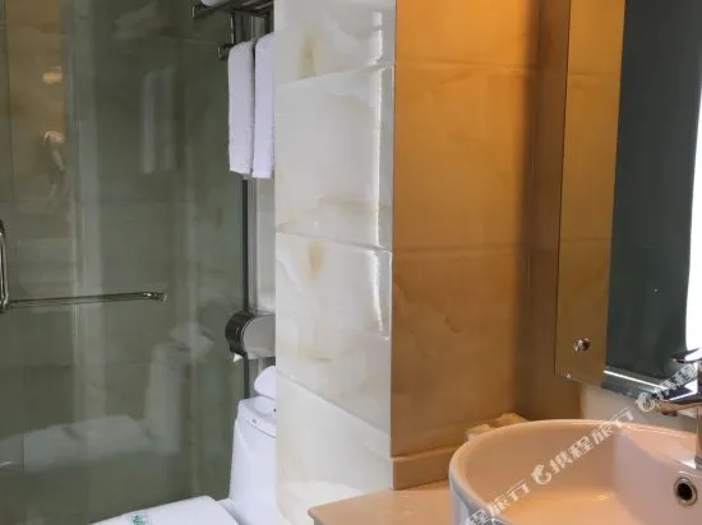 Yuanxuan Hotel (Anshun Xintiandi Food Street)