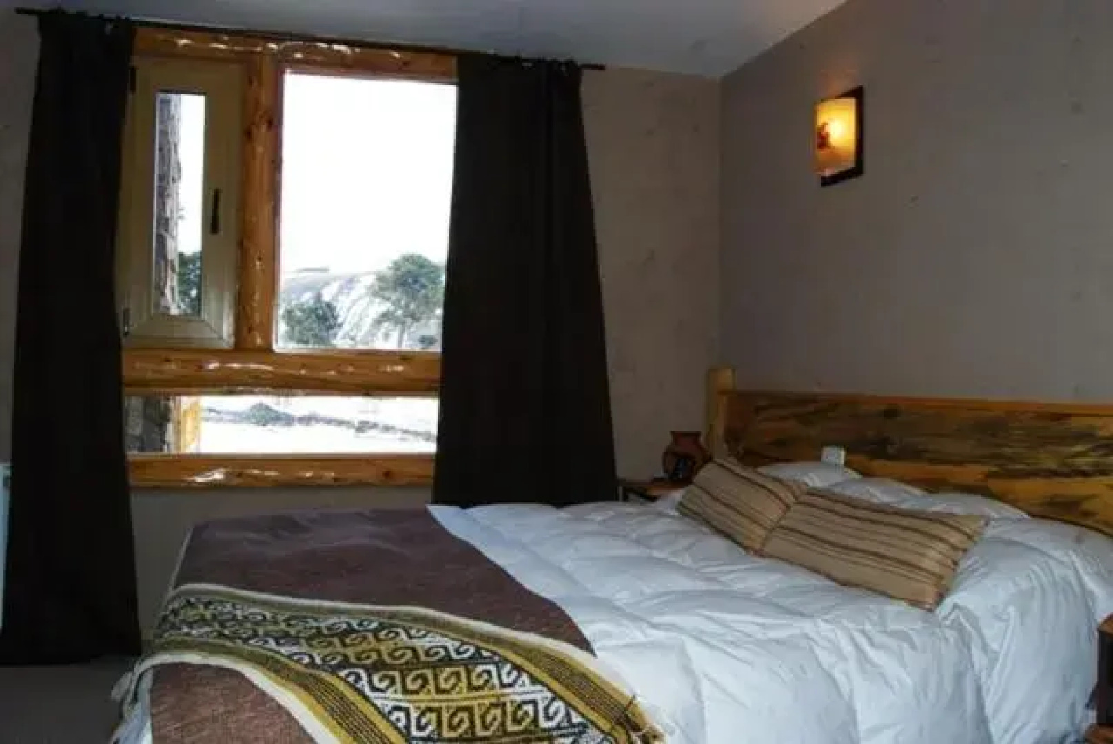 Ruca Pehuen Eco-Lodge De Montaña