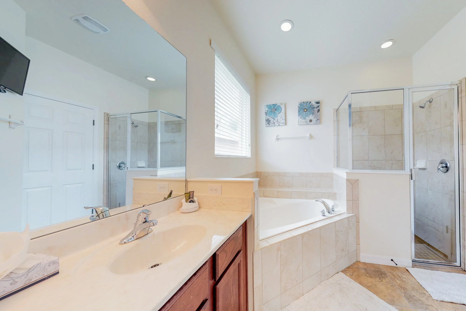 WS681OCB - 6 beds pool & spa luxurious home - Gate