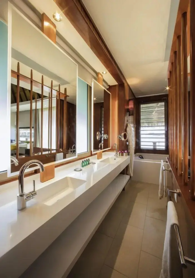 Tahiti Lagoon Resort