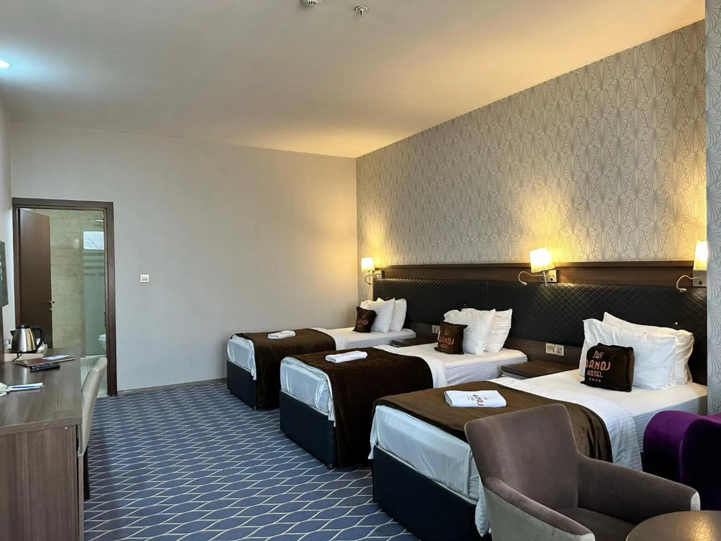 Banoj Hotel