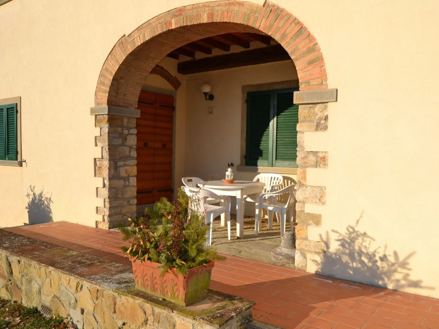 Authentic Farmhouse with Pool, Hot Tub, Playground, Garden