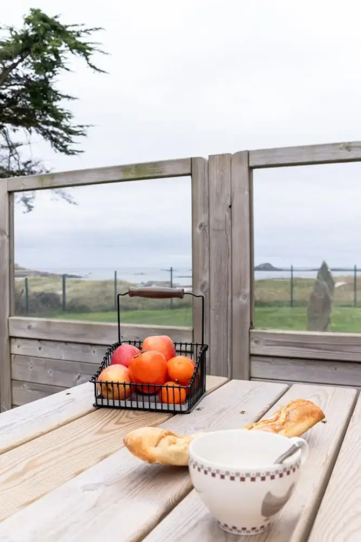 House in Ploudalmezeau With Garden & Terrace