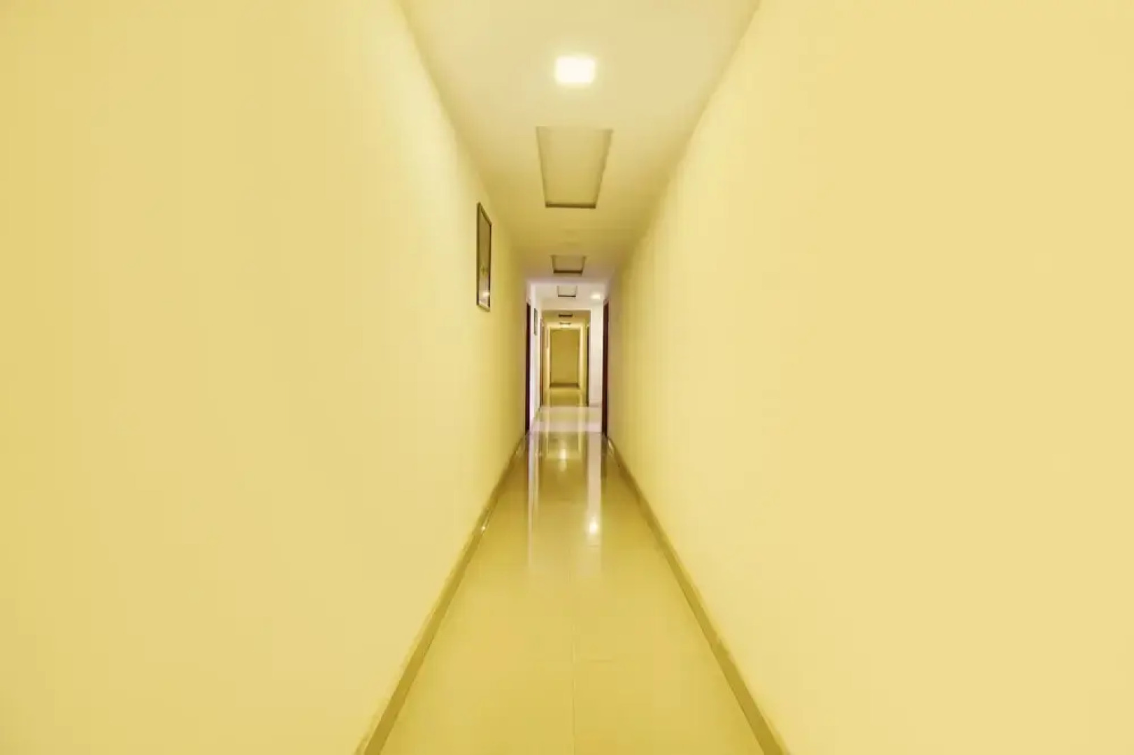 FabExpress Comfort Executive