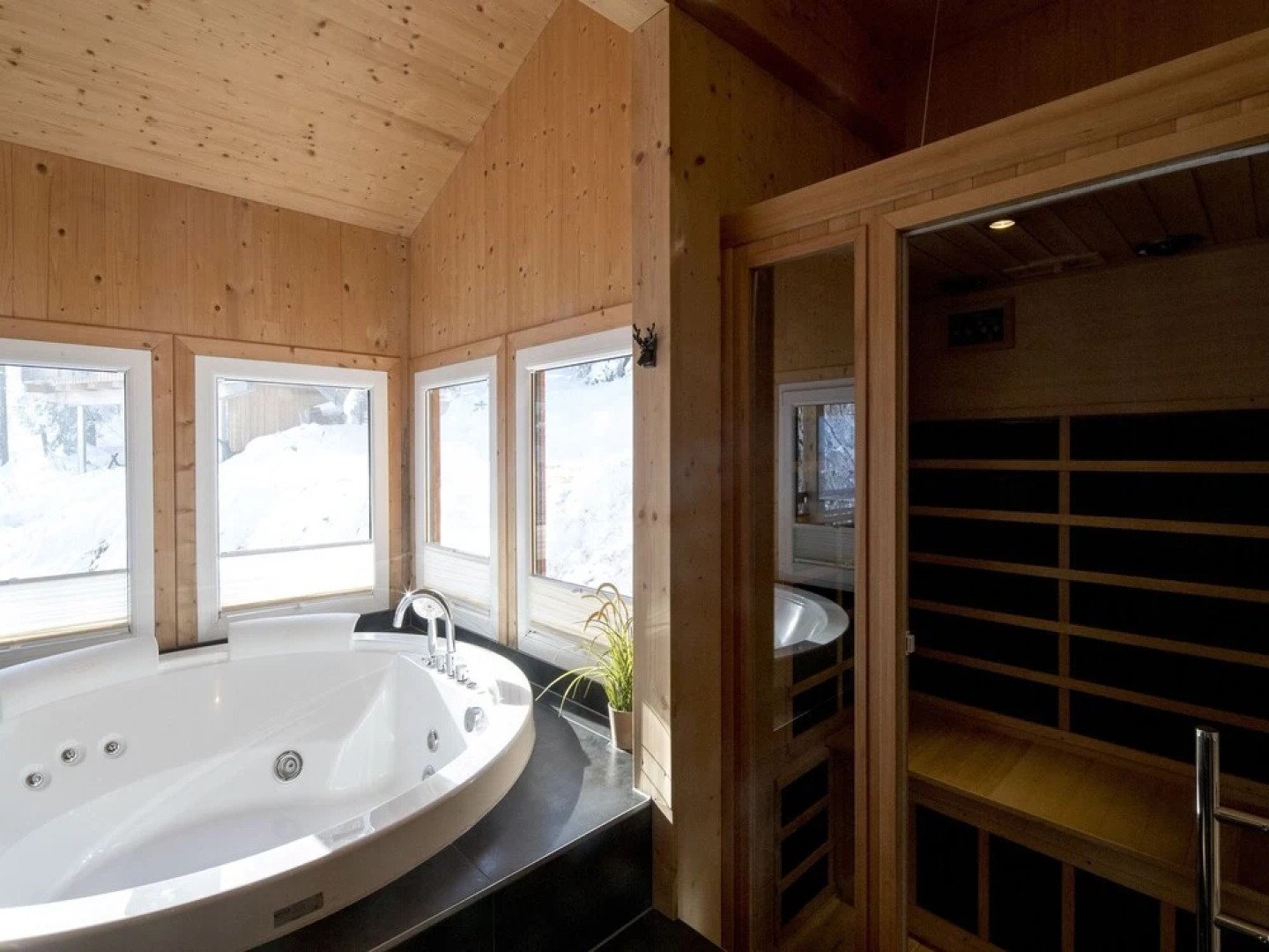 Lovely Chalet in Turracherhohe With Sauna