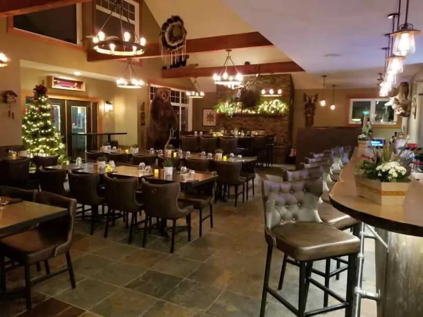 Stardust Inn and Chalets