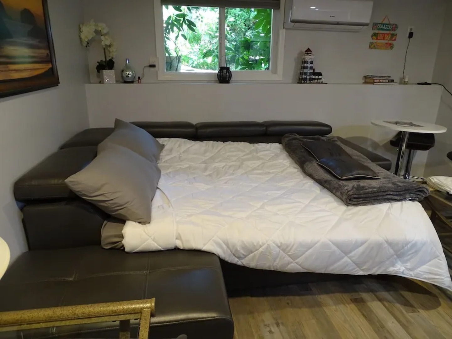 Suite at Trails End Beach House