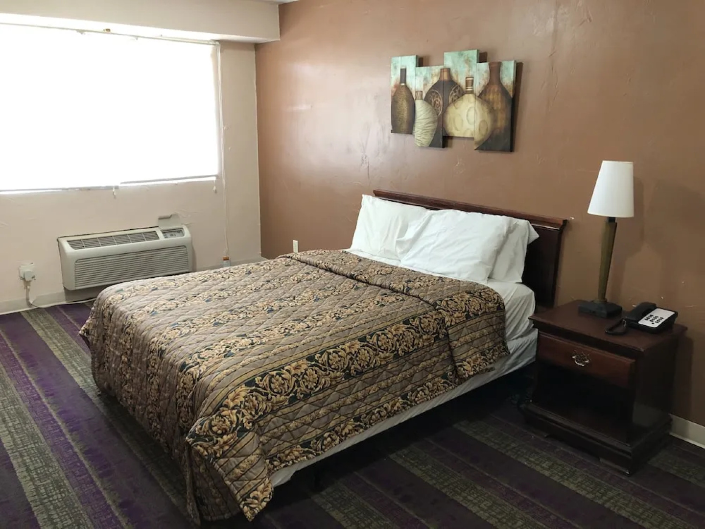 Town Motel