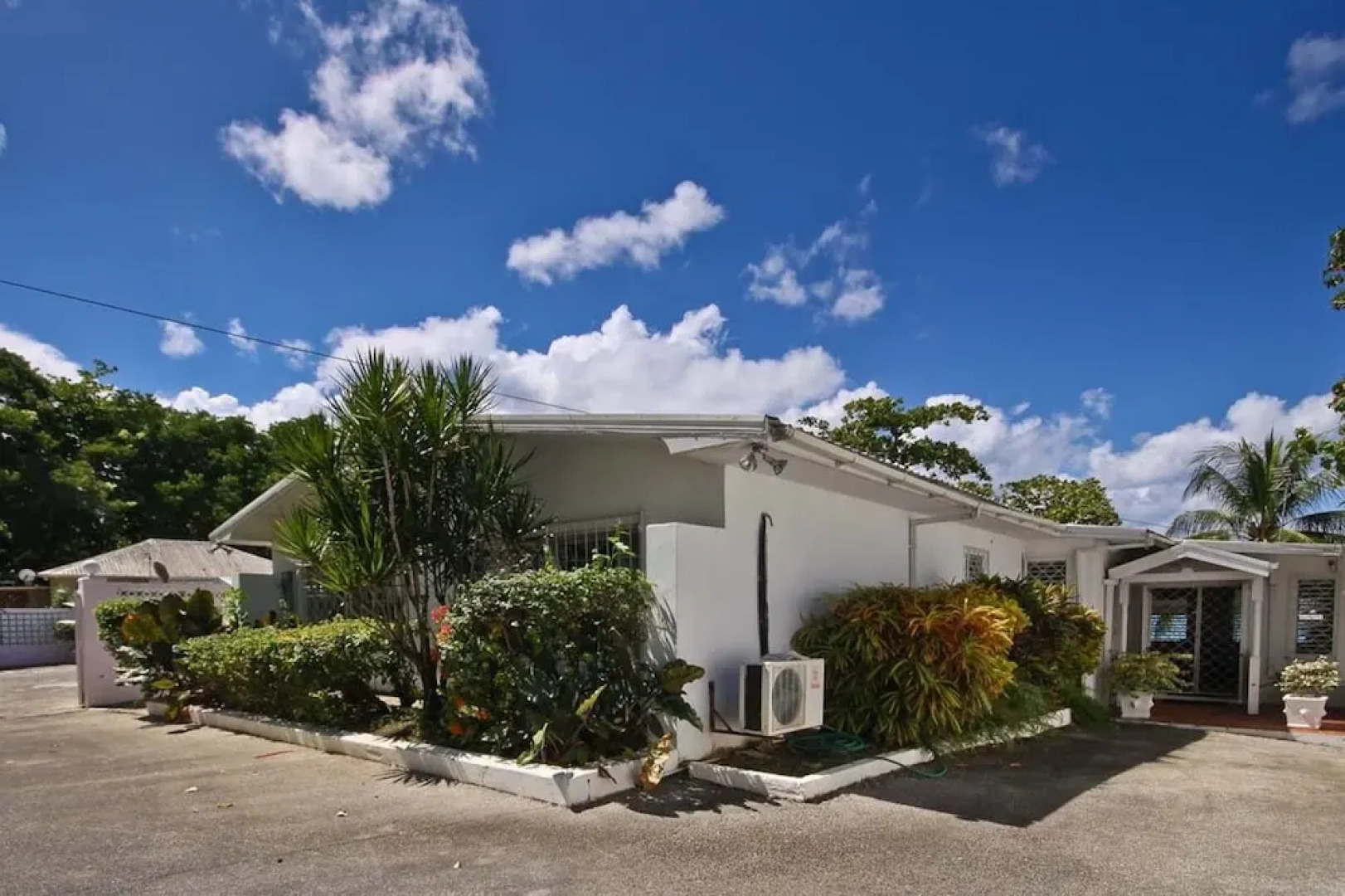 Aquamarine by Blue Sky Luxury