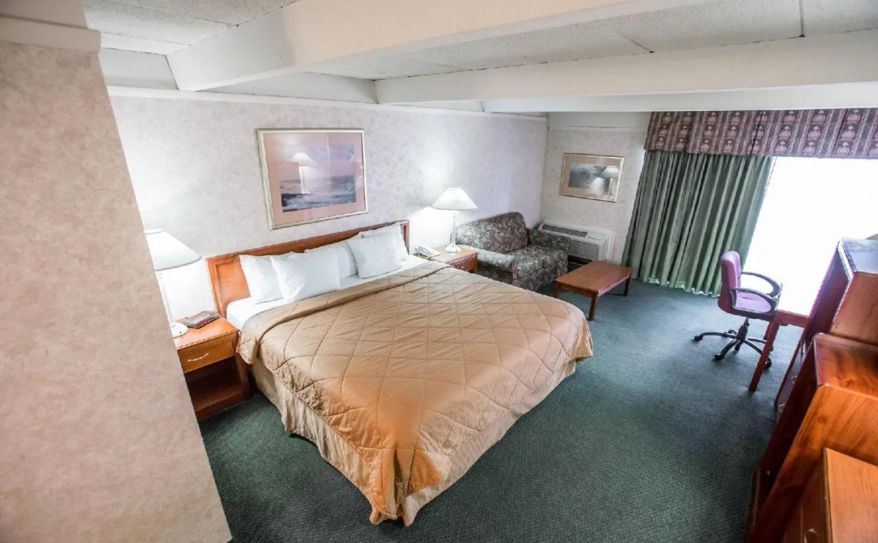 Days Inn by Wyndham Waukegan