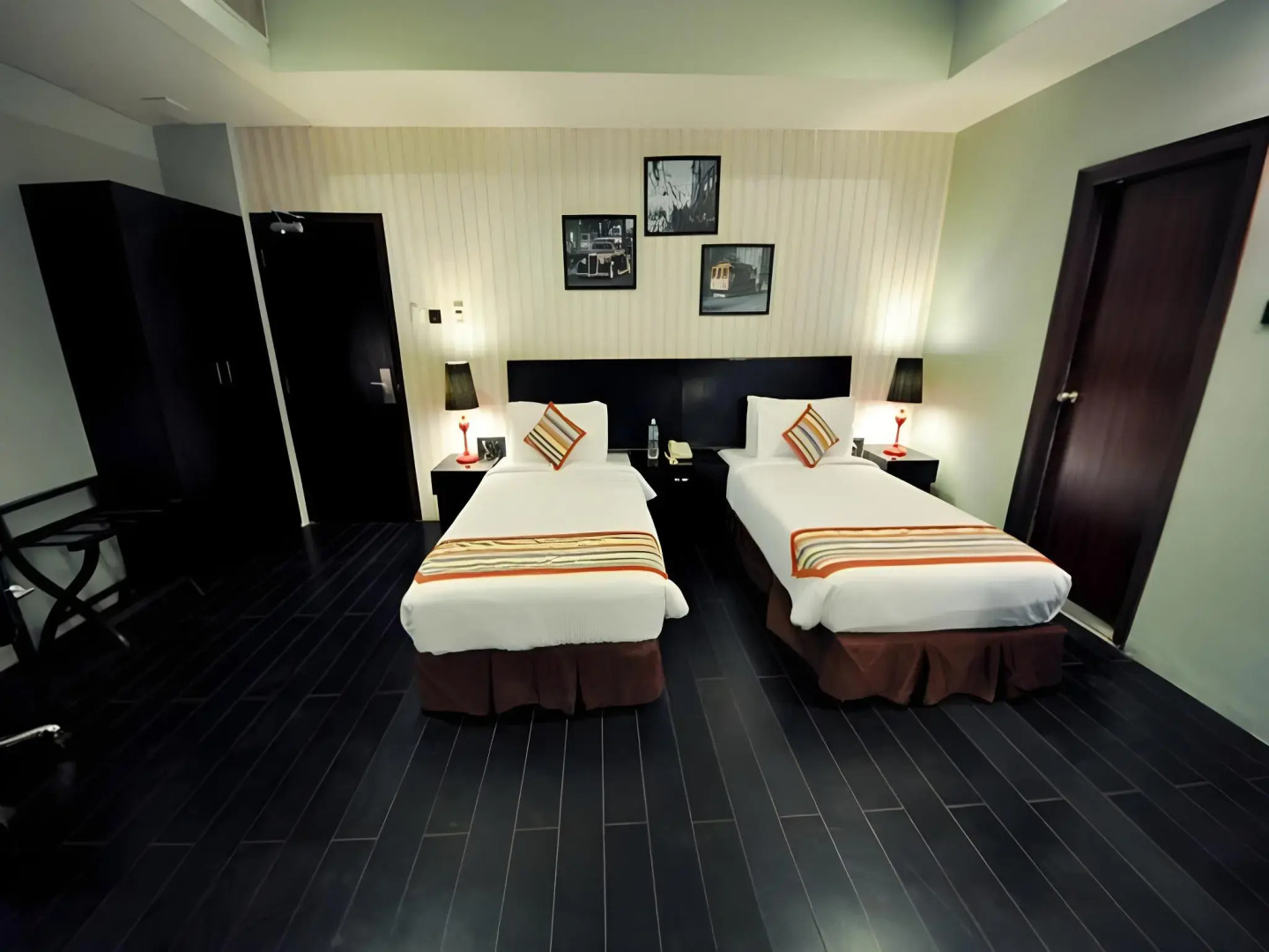 OYO Premium Nagpur Airport Road