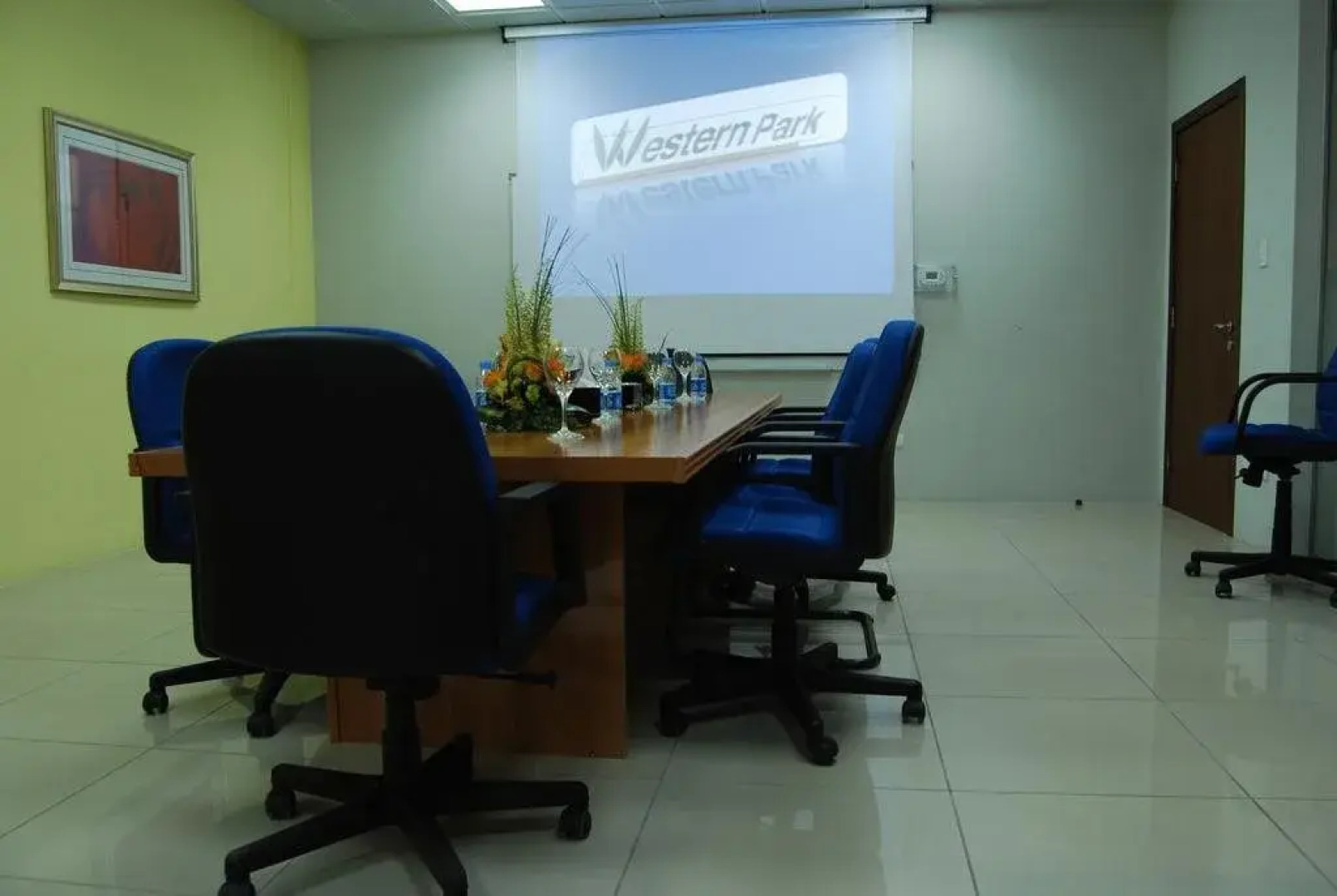 Western Park Residential  Business Complex For Expats Only