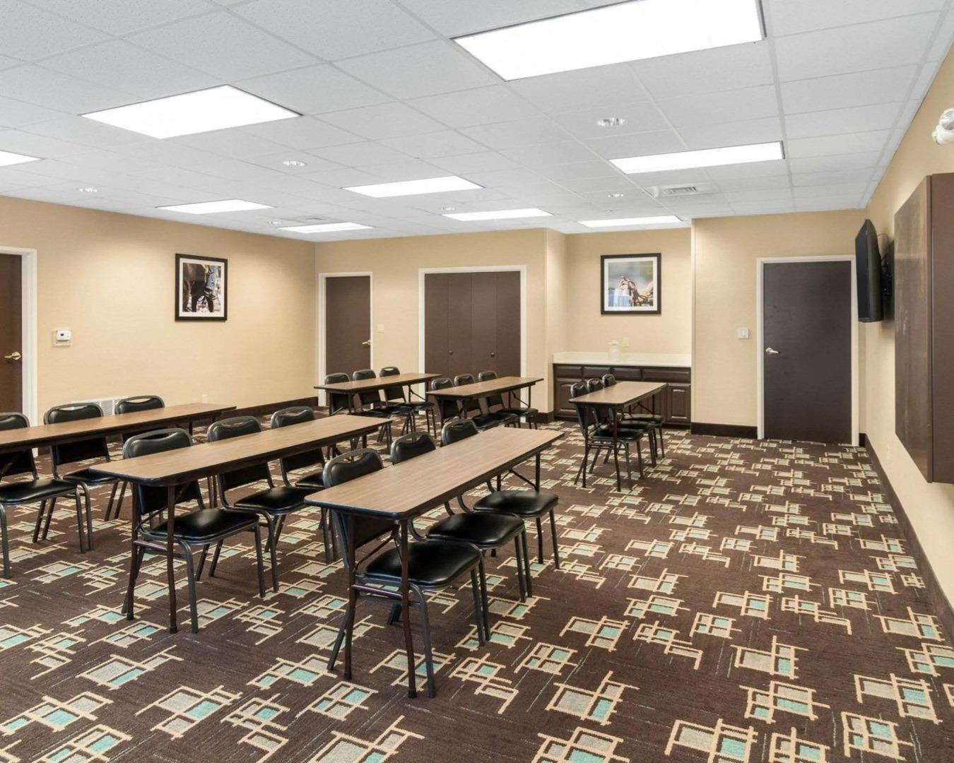 Comfort Suites Odessa near University