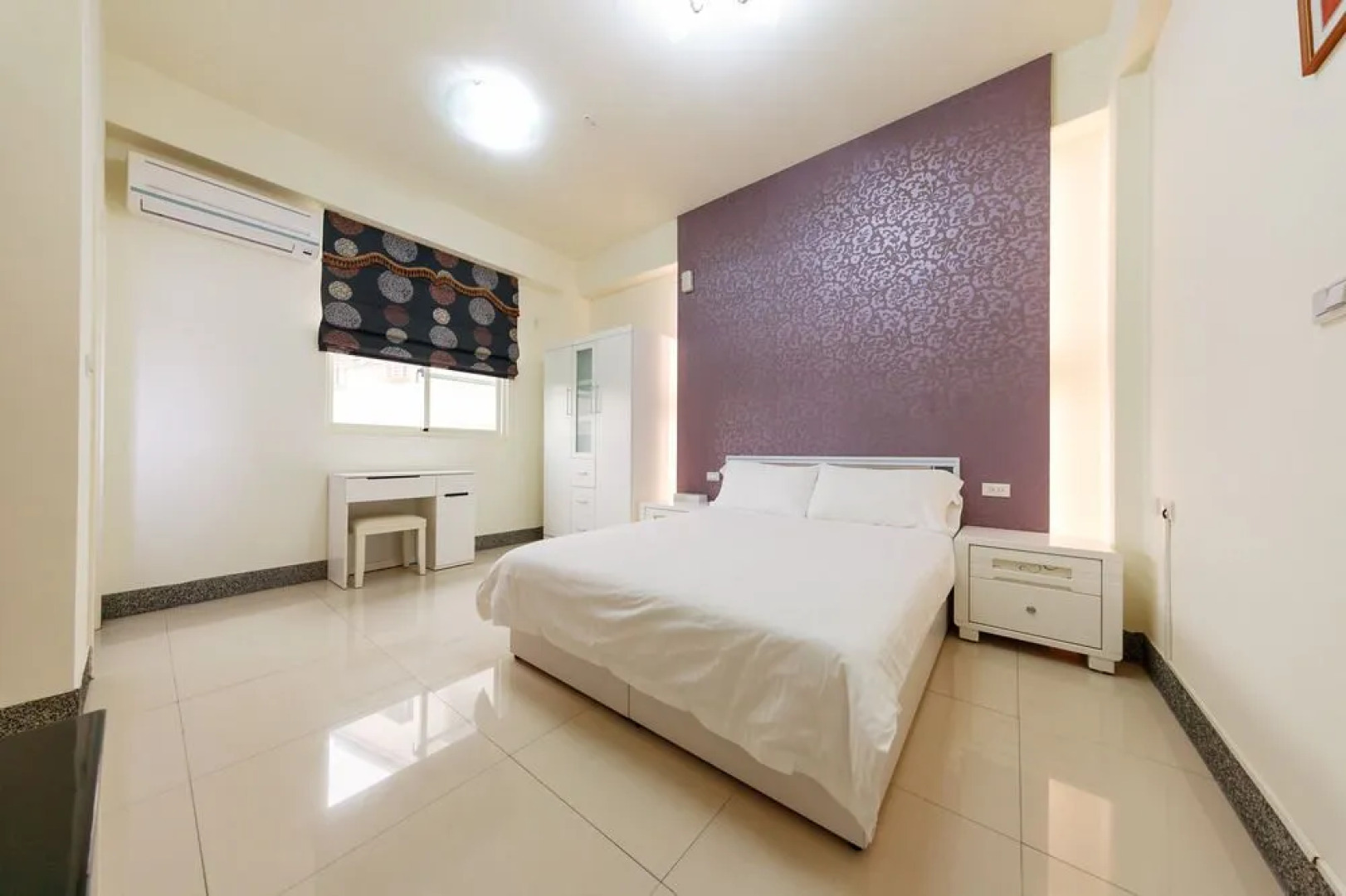 Playing Off 107 Bed and Breakfasts