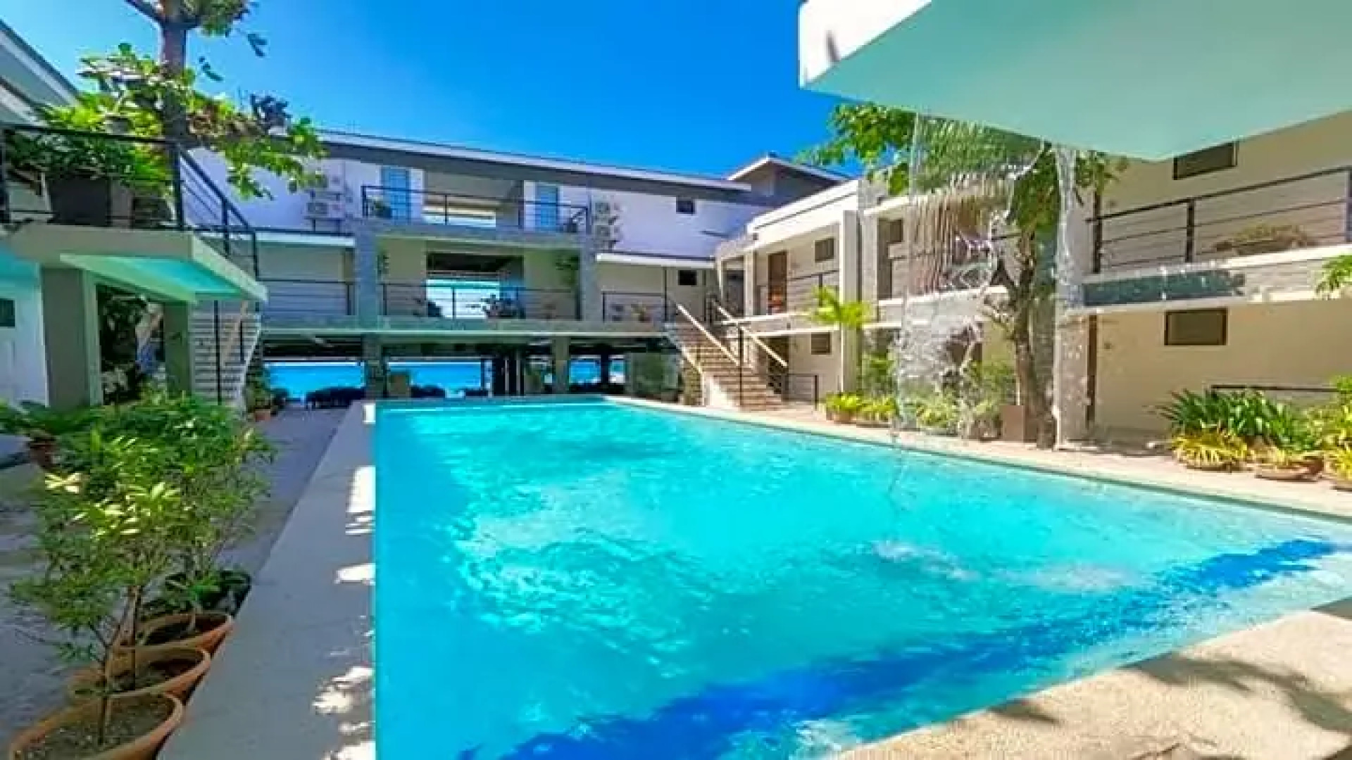 Miami Heat Beach Resort Villa