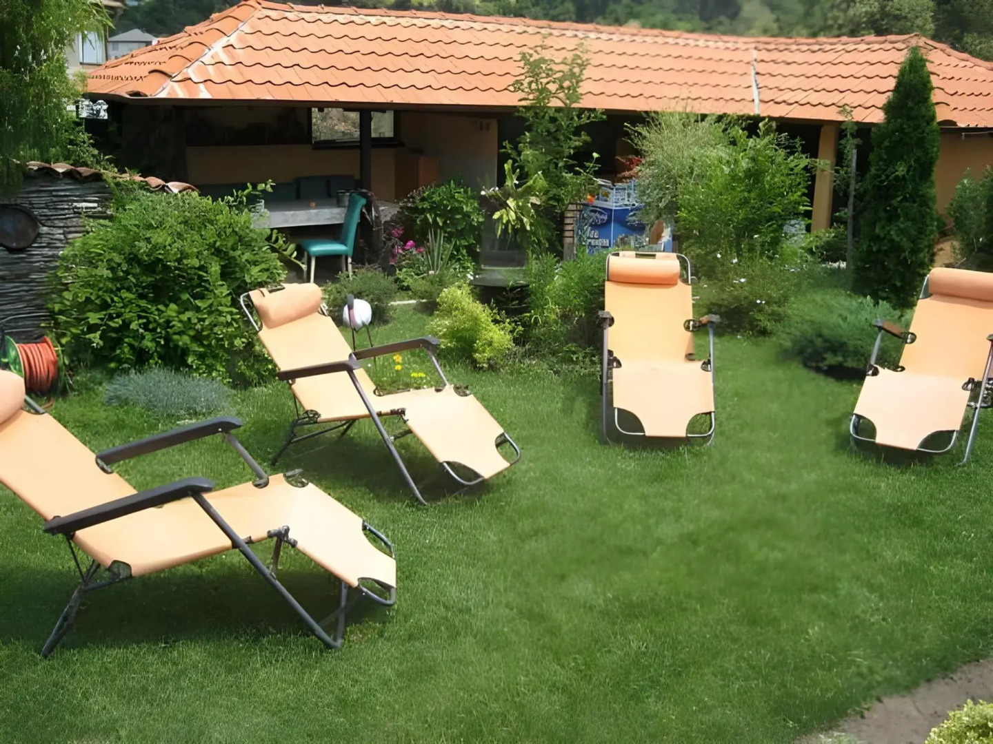 Guest House & Tavern At The Ladys (Chorbadzhiyka)