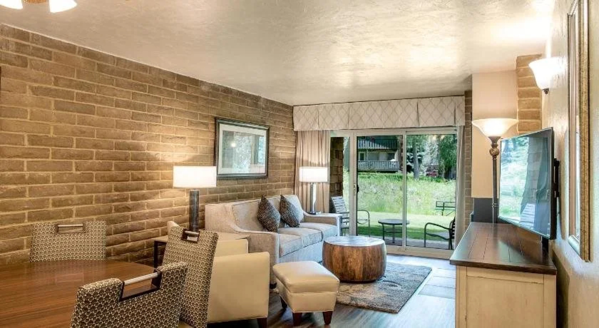 Sandstone Creek Club Condominiums