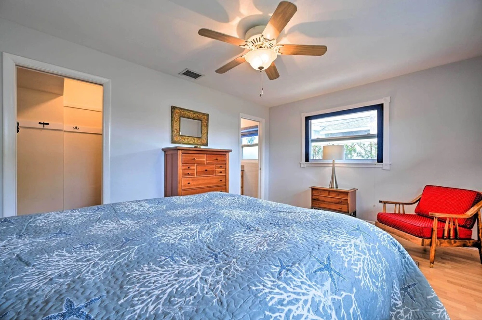 Sunny Largo Retreat: 4 Mi From Indian Rocks Beach!