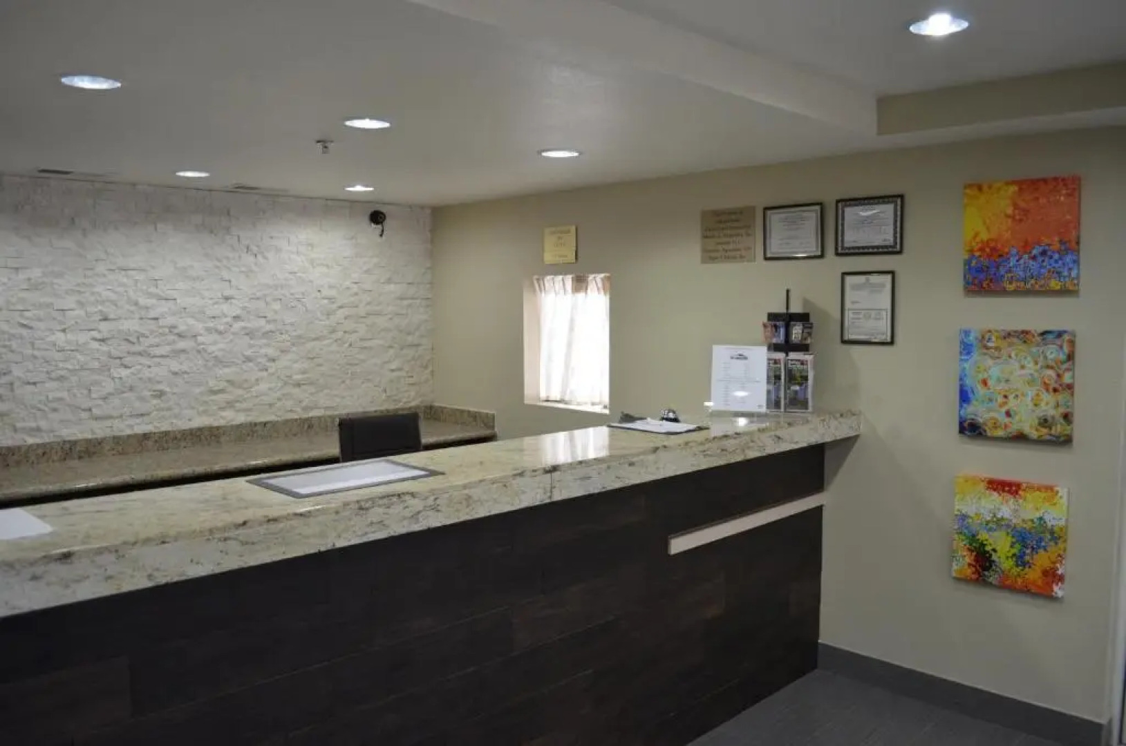 Super 8 by Wyndham Irving/DFW Apt/North