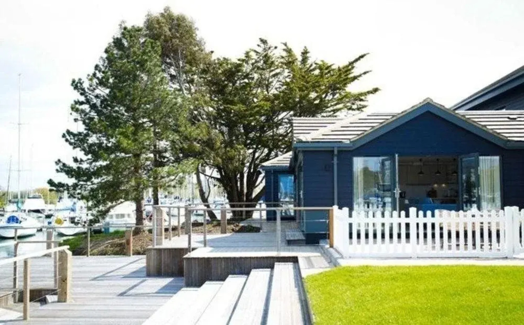 Seaview Holidays - Salterns Village