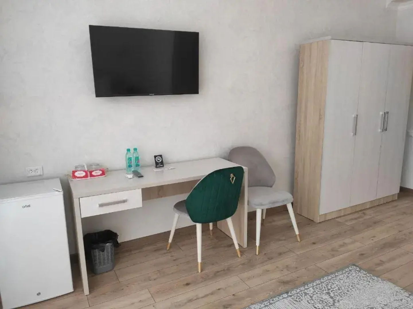 Status Hotel (Статус)