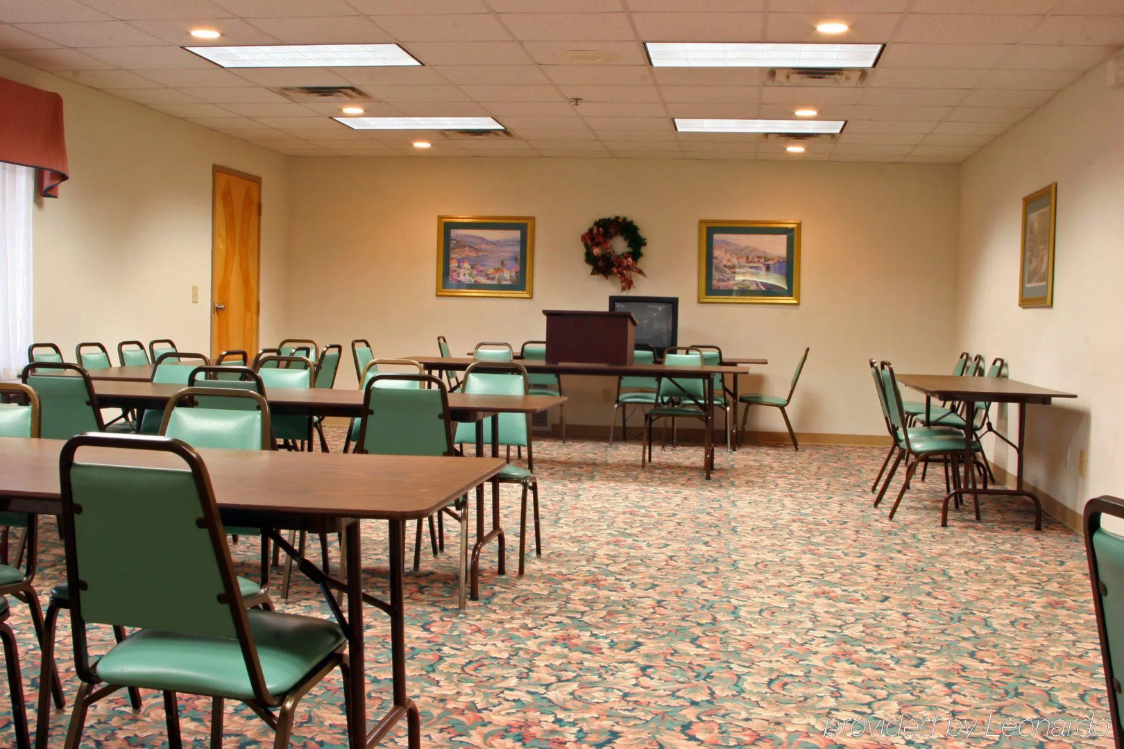 Best Western Collins Inn & Suites