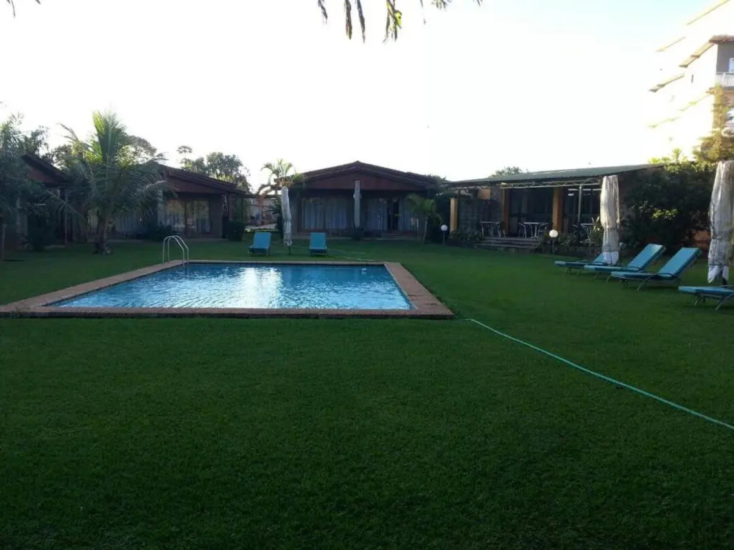 Planet Hotel HollyBum