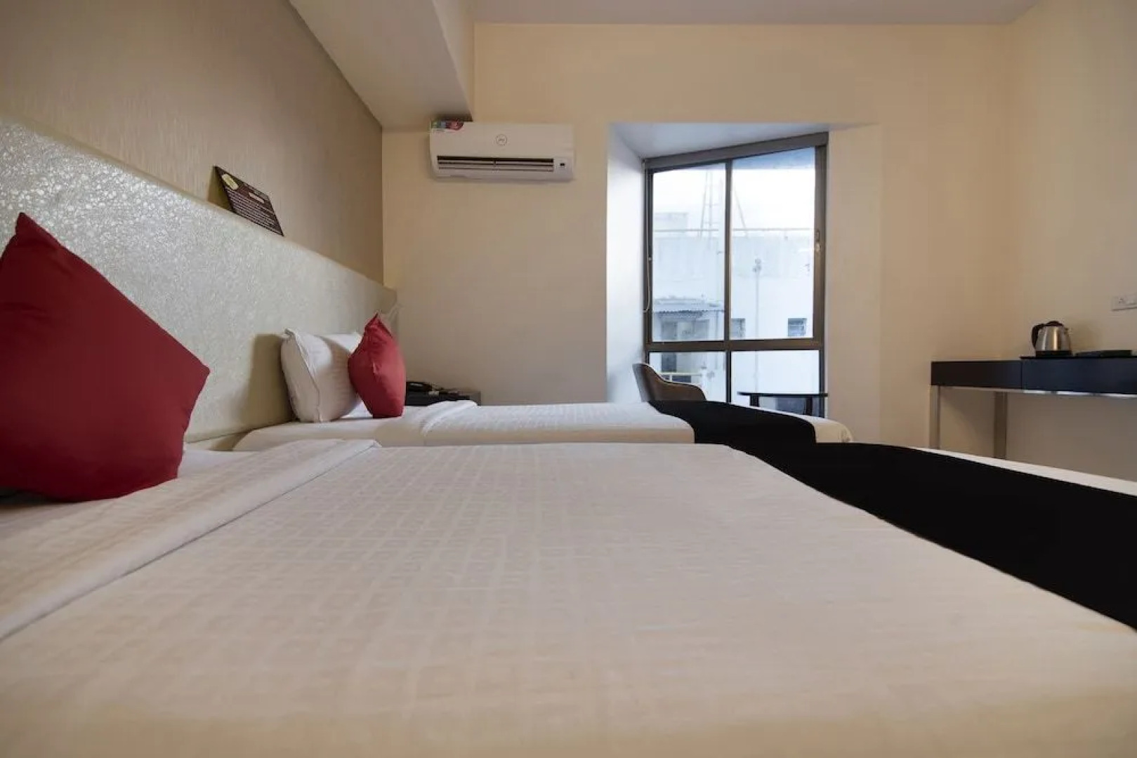 Capital O 37016 Hotel Patiala House