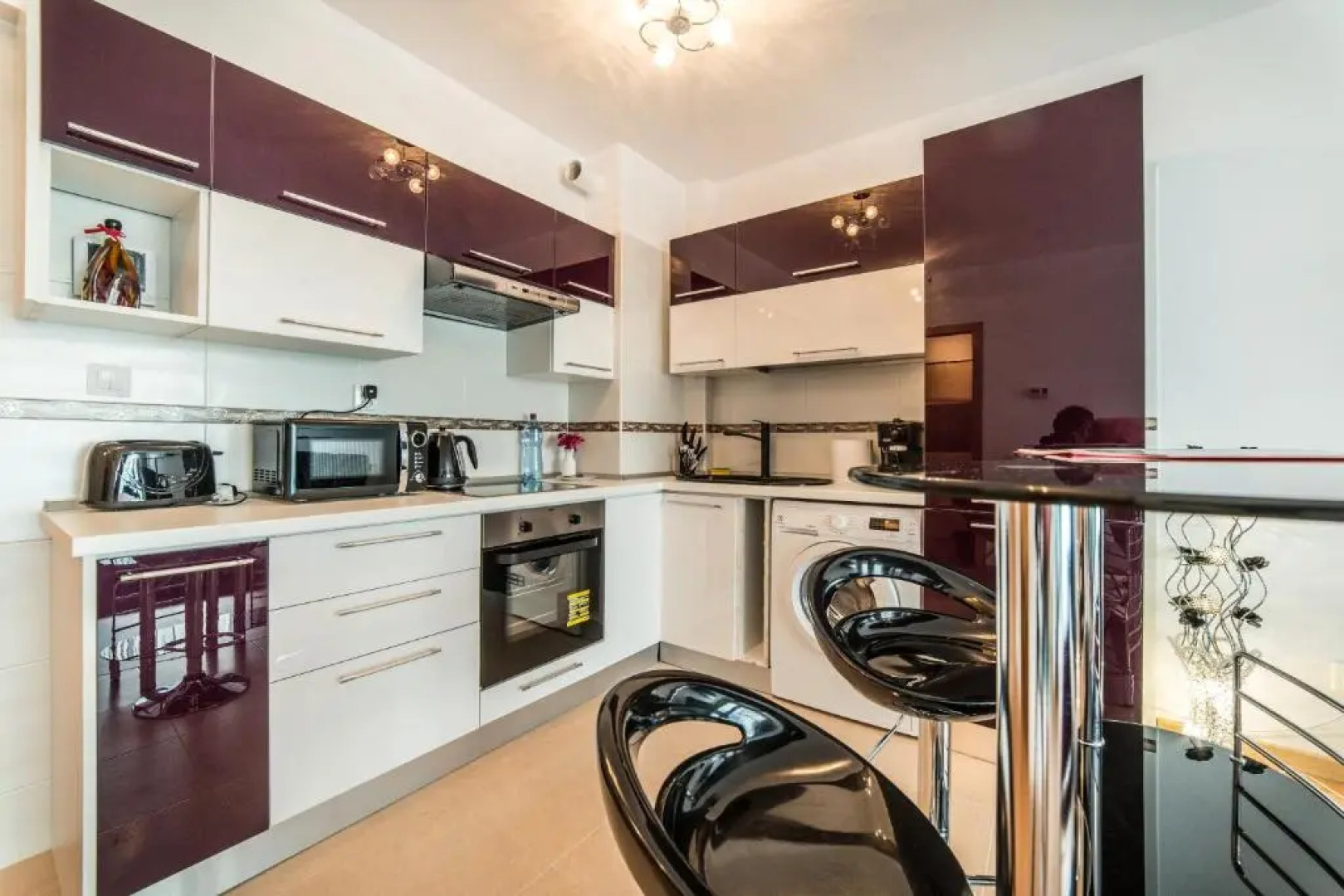 Red Hotel Accommodation