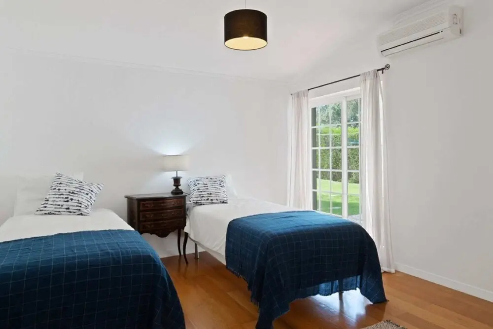 Luxury Golf Villa for 10 w Private Garden & Pool