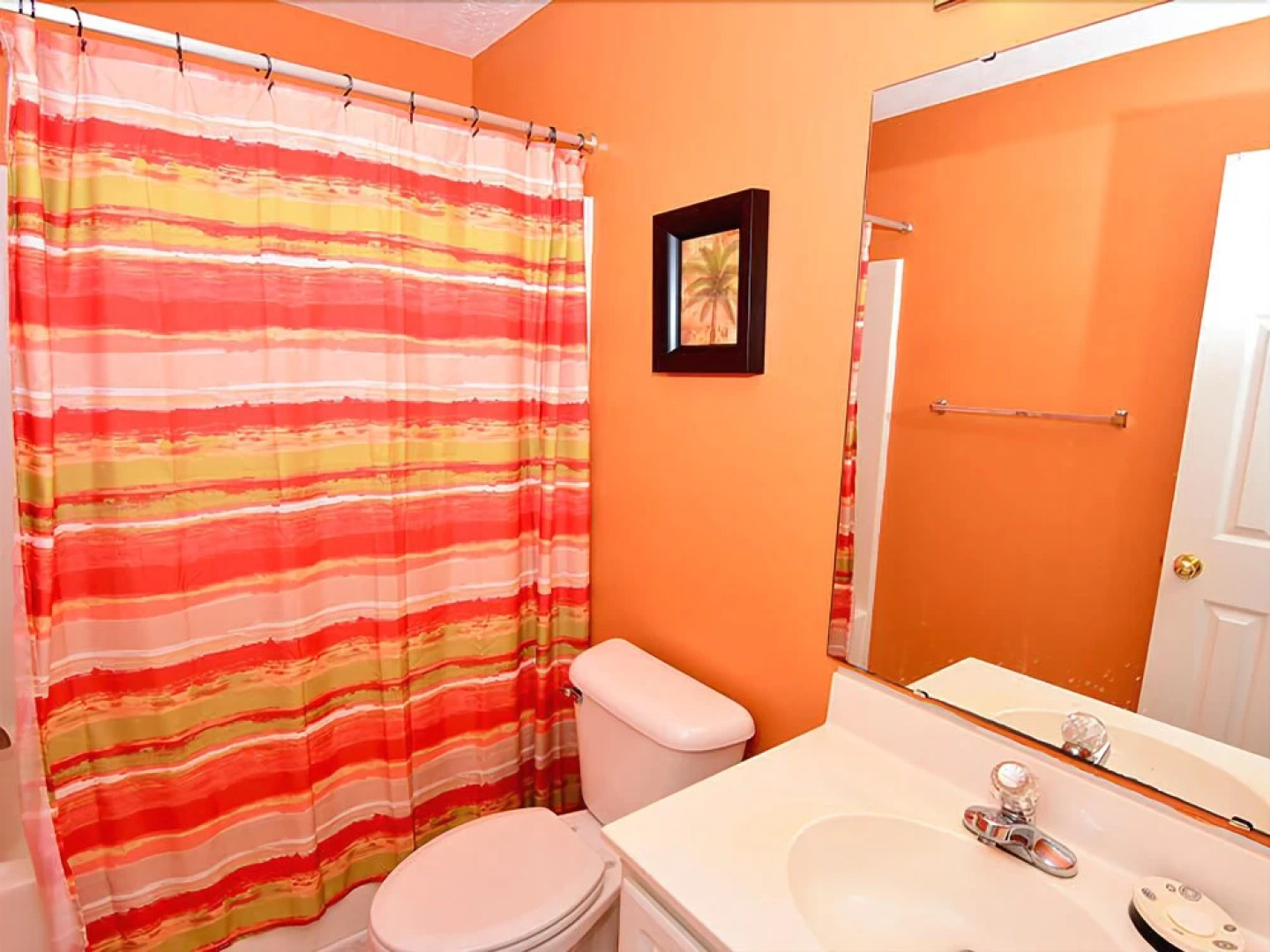 #19h L/O True Blue 2 Bedrooms 2 Bathrooms Condo