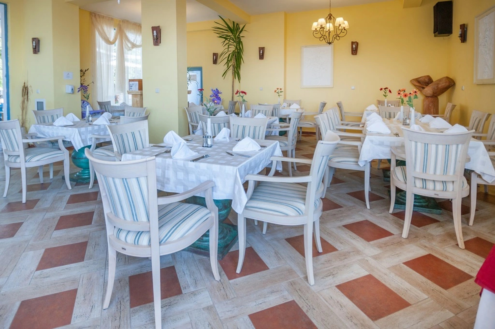 Merlin Alexandria Club Hotel