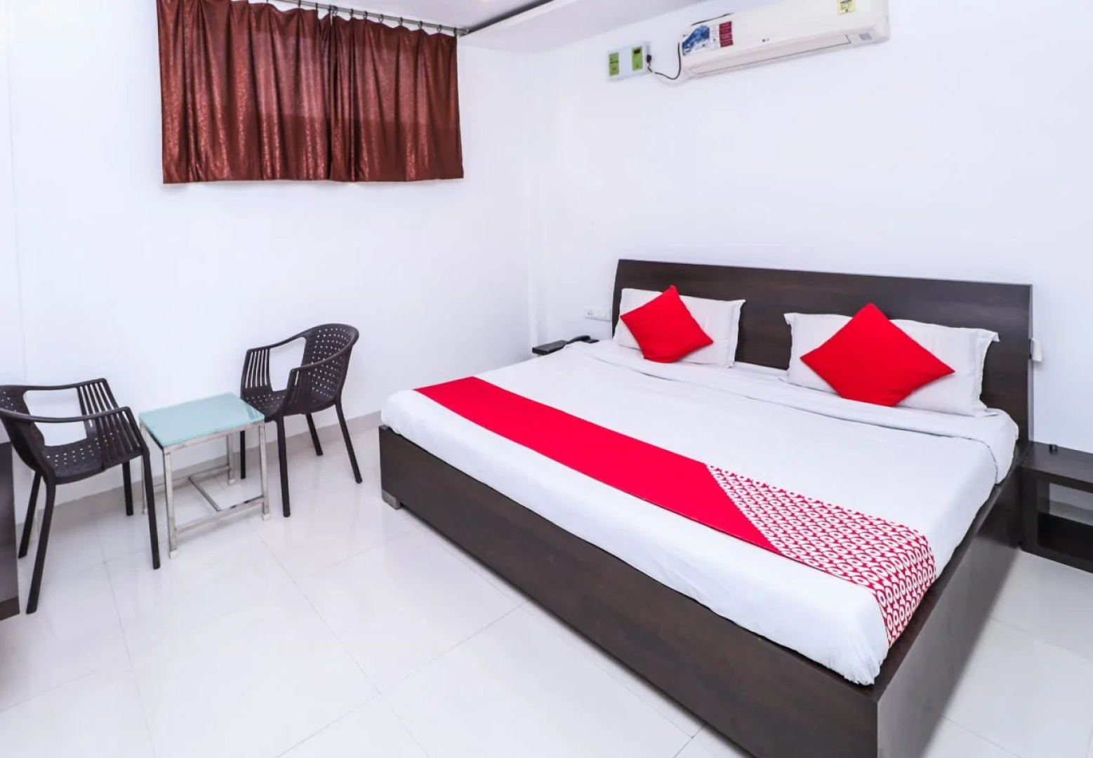 Hotel Divine Regency