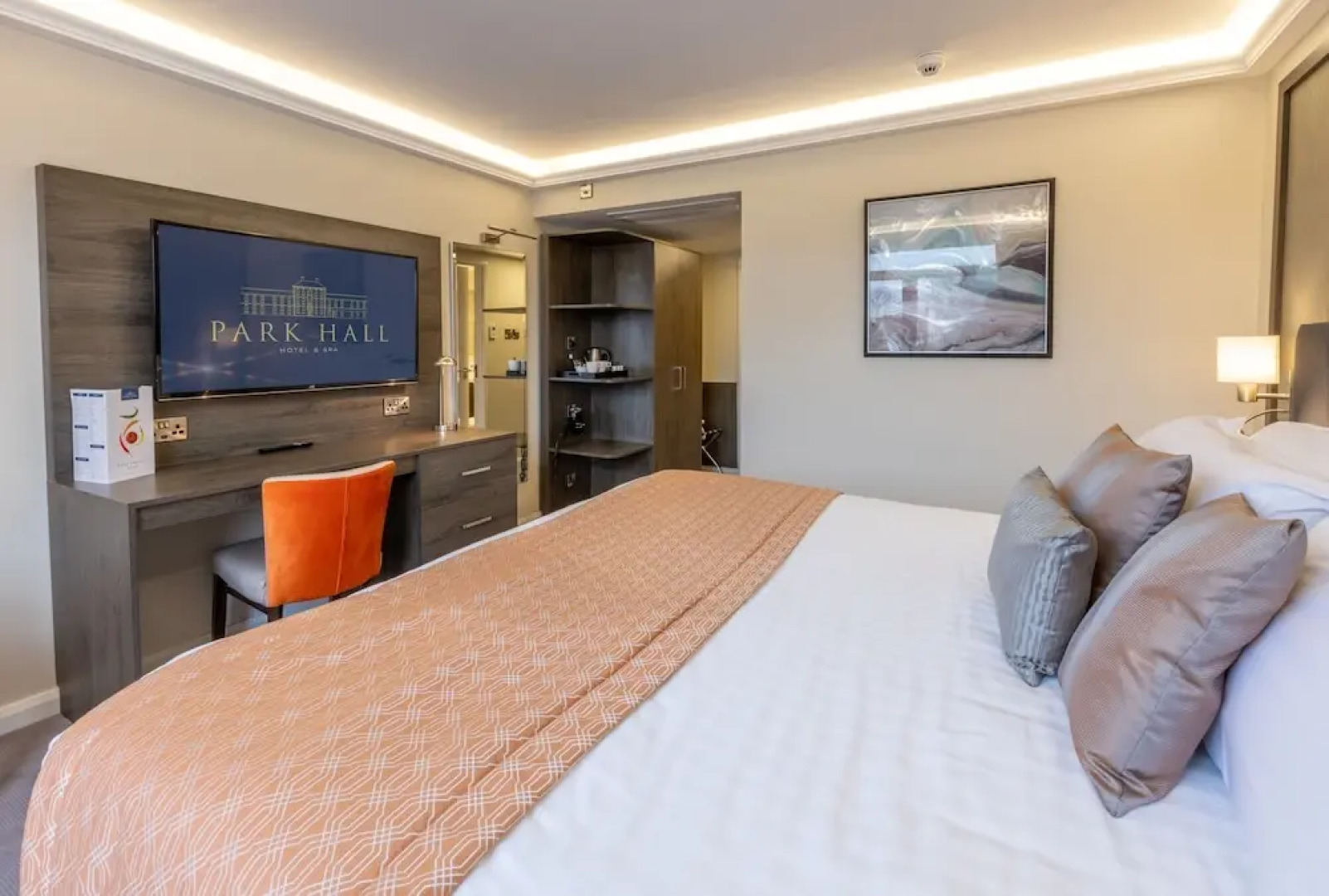 Ramada Resort by Wyndham Park Hall Wolverhampton