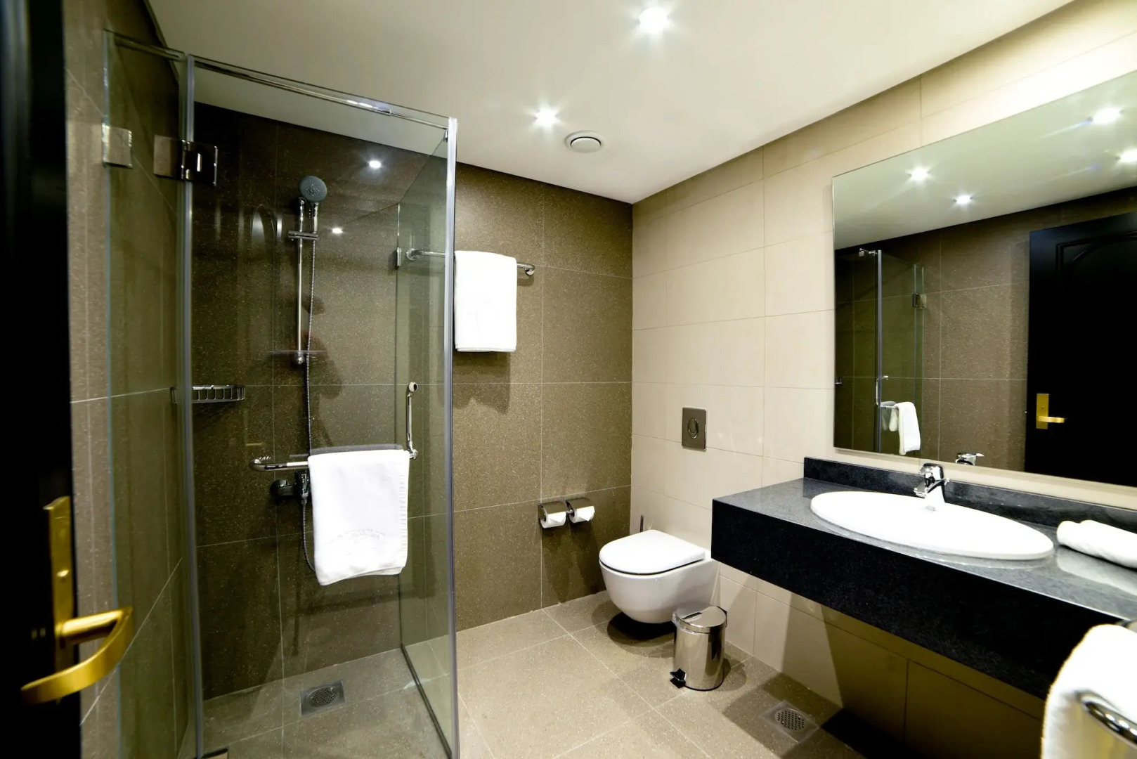 Portemilio Hotel And Resort