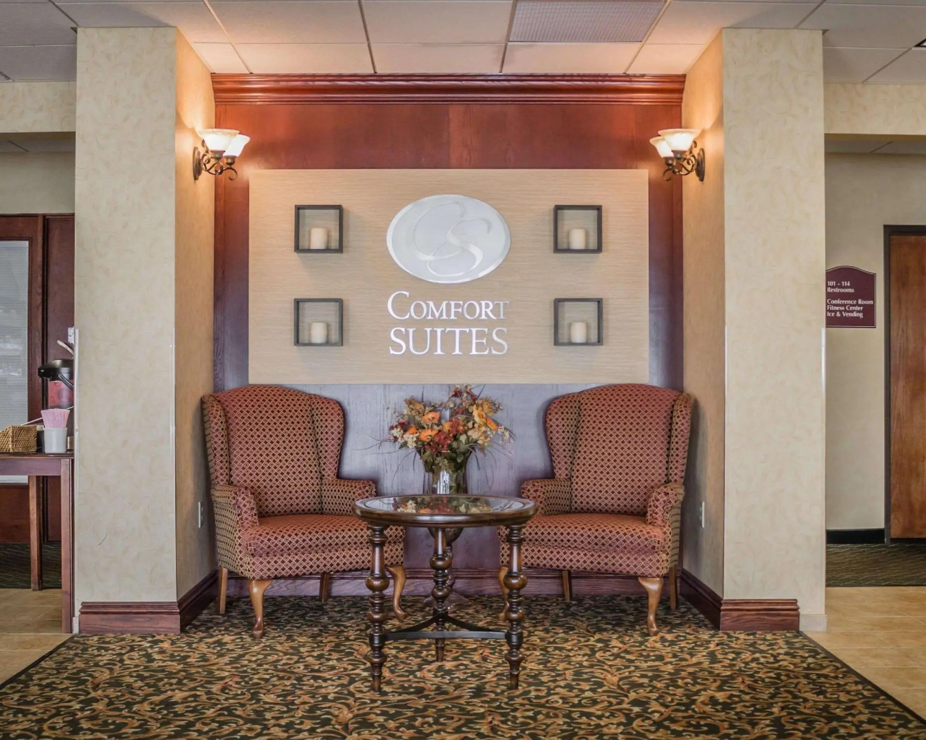Comfort Suites Escanaba West