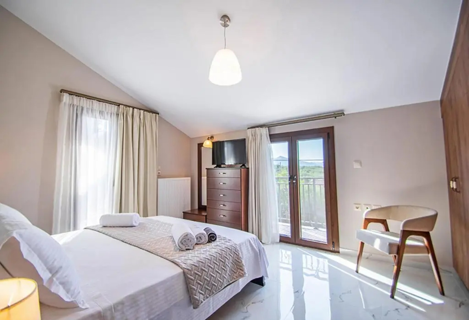 Zissis Villa & pool 5min drive to beach