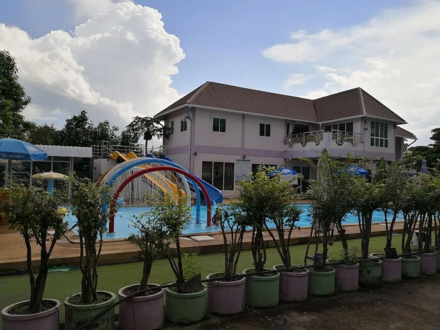 Turfan Hotel and Tigger Park