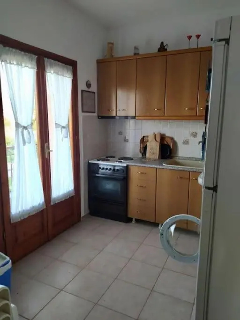 Villa Litsa! Quiet place, beautiful garden, near beach!