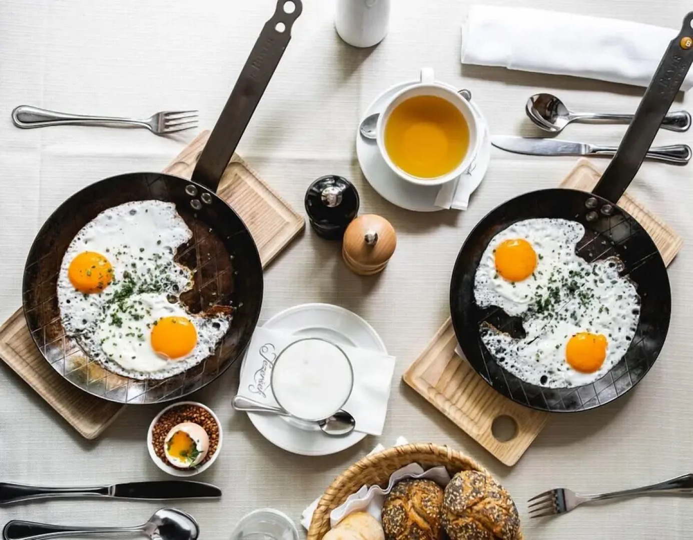 Dvor Jezeršek Brnik