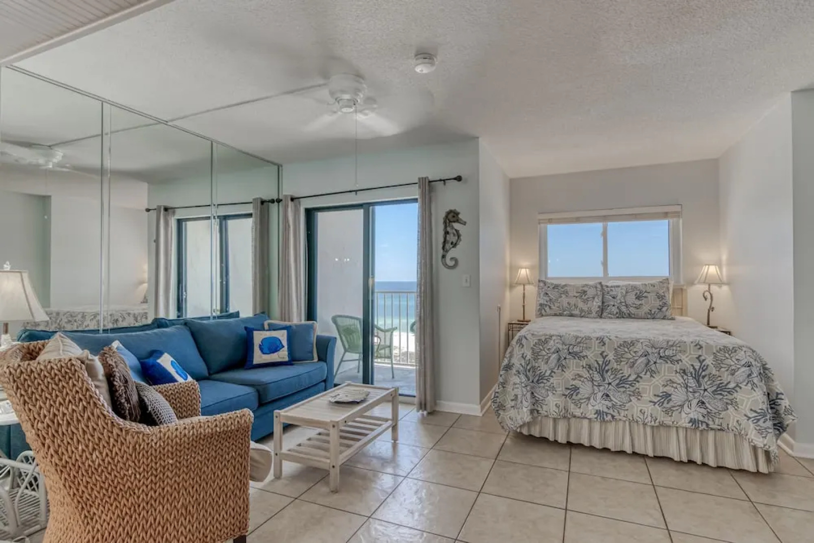 Royal Gulf Beach & Racquet Club 5802 Condo by RedAwning