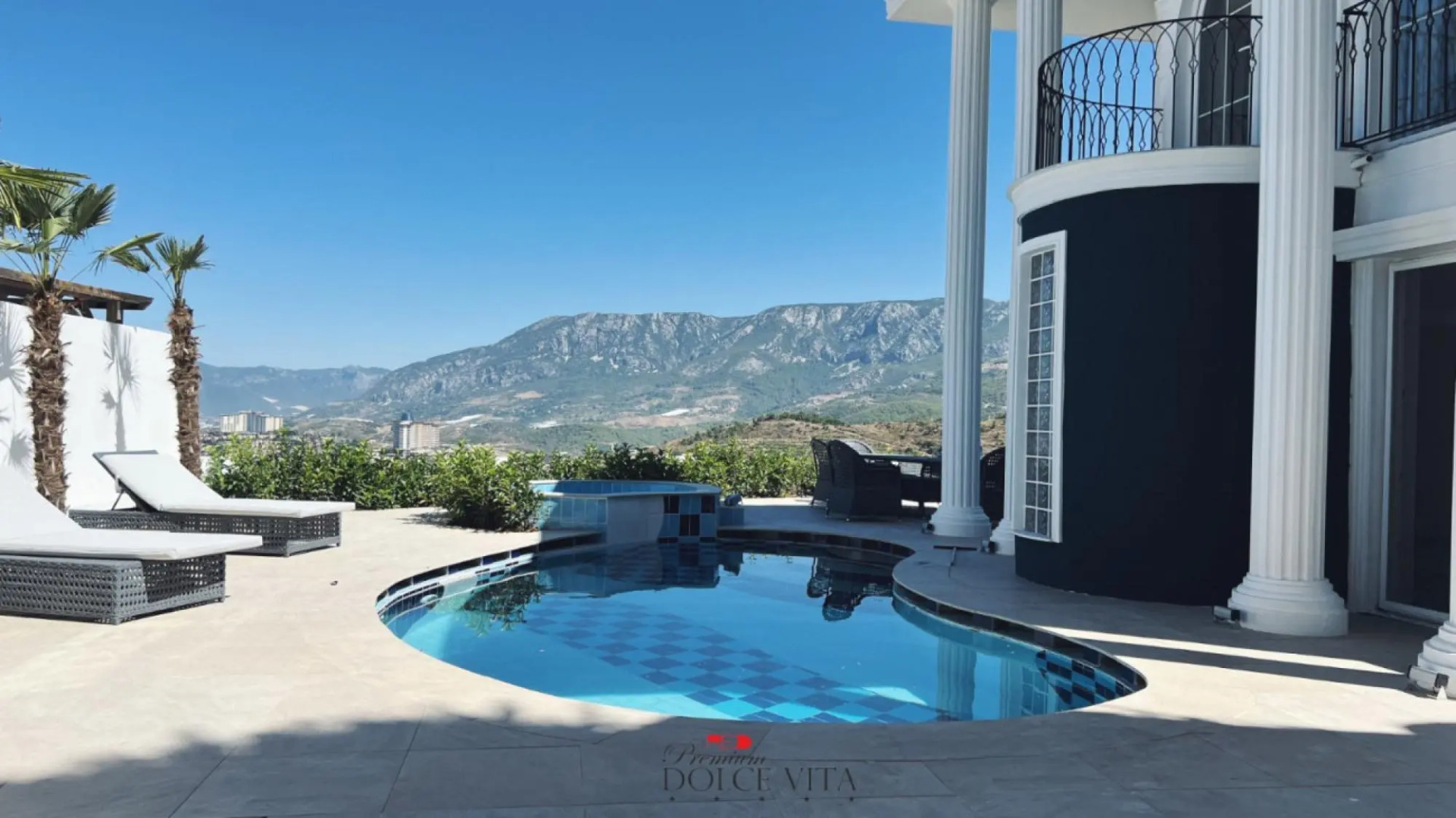 Amazing House with Private Pool in Antalya