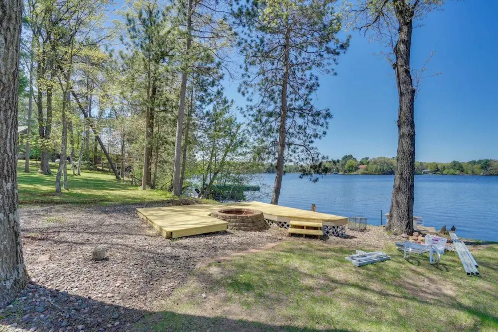 Spacious Lakefront New Auburn Home w/ Sunroom