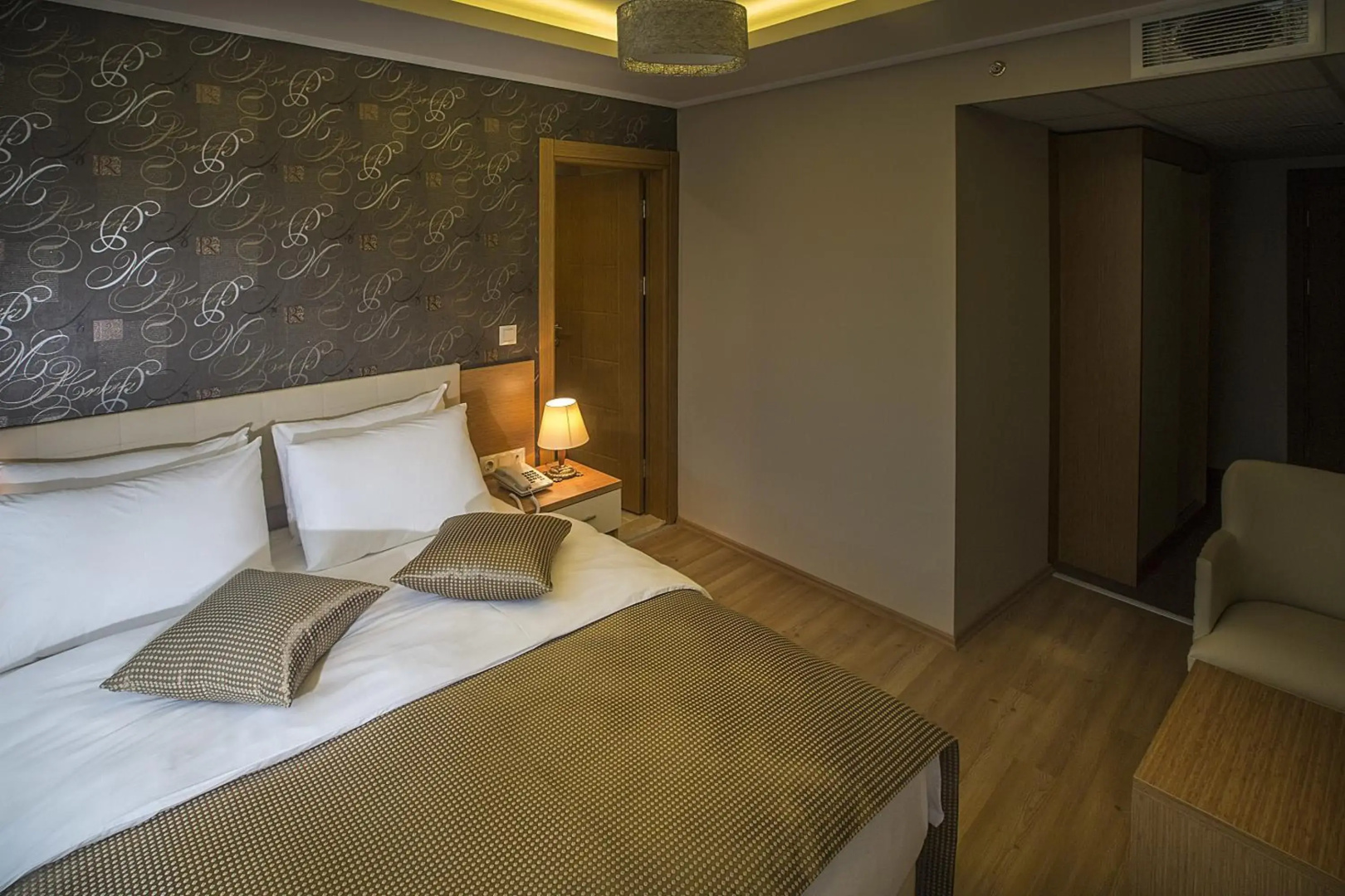 Park Square Hotel