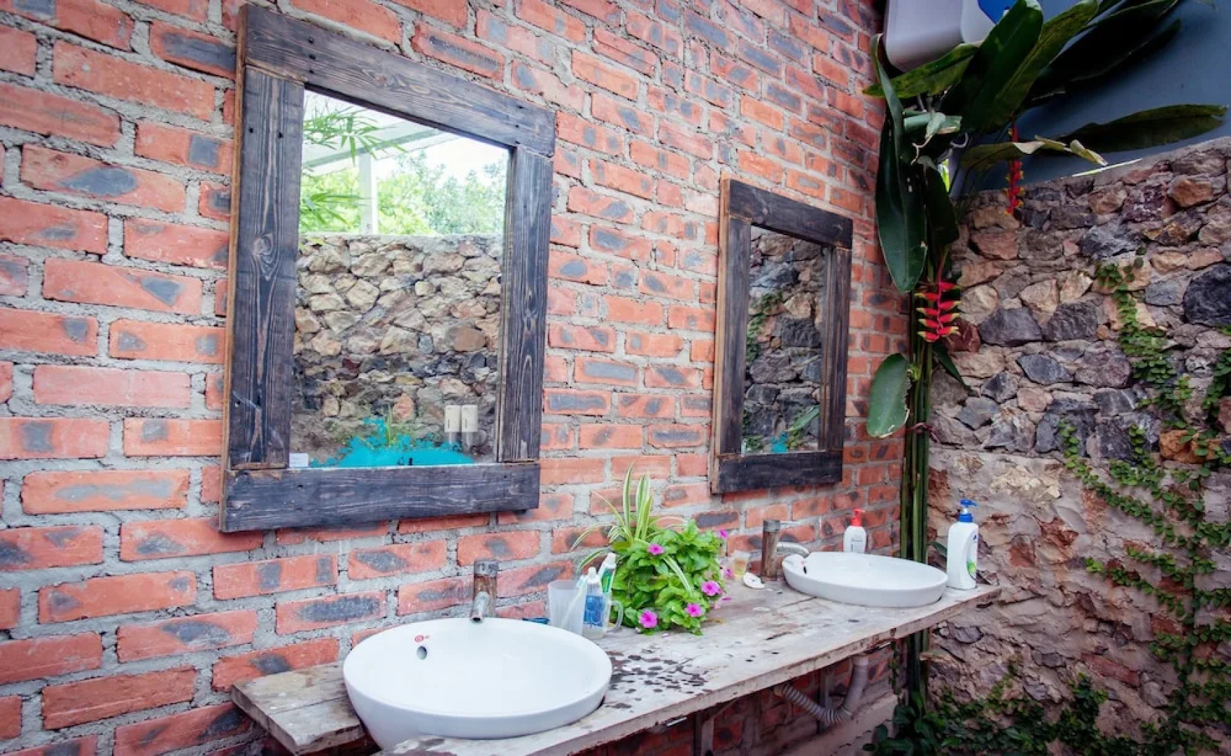 Nha Ta Homestay - Hostel