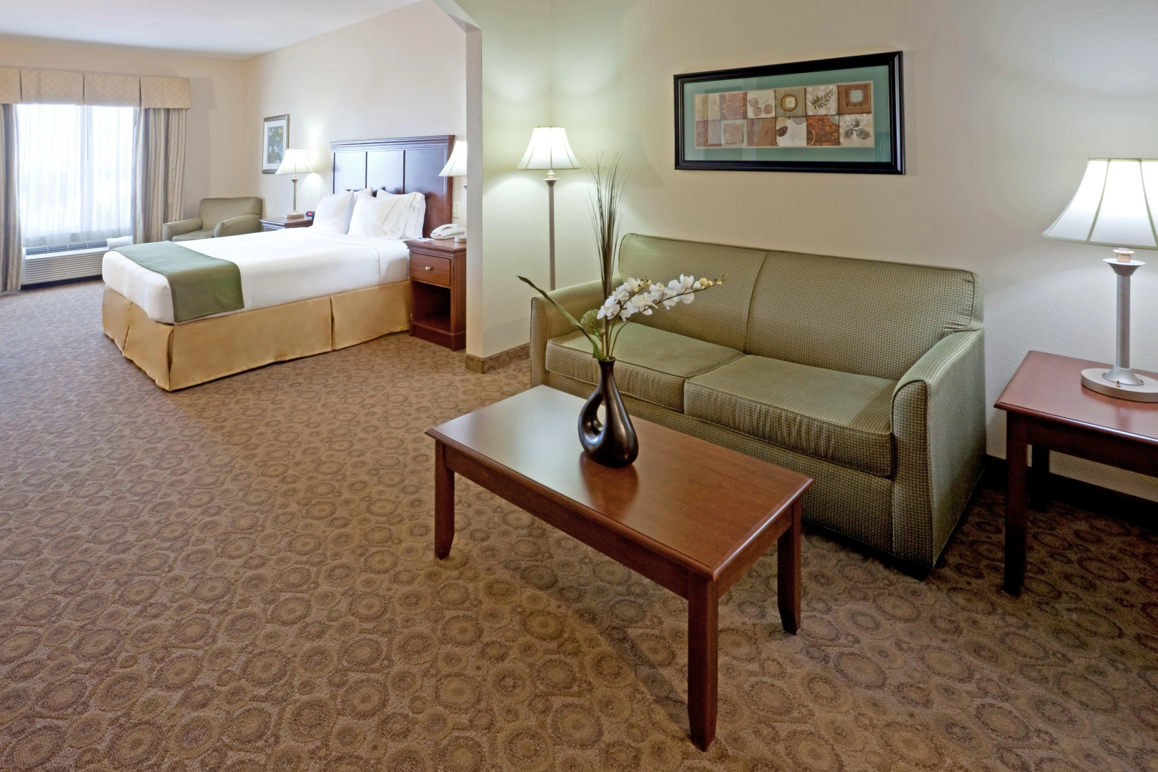 Holiday Inn Express & Suites Dallas Southwest-Cedar Hill by IHG