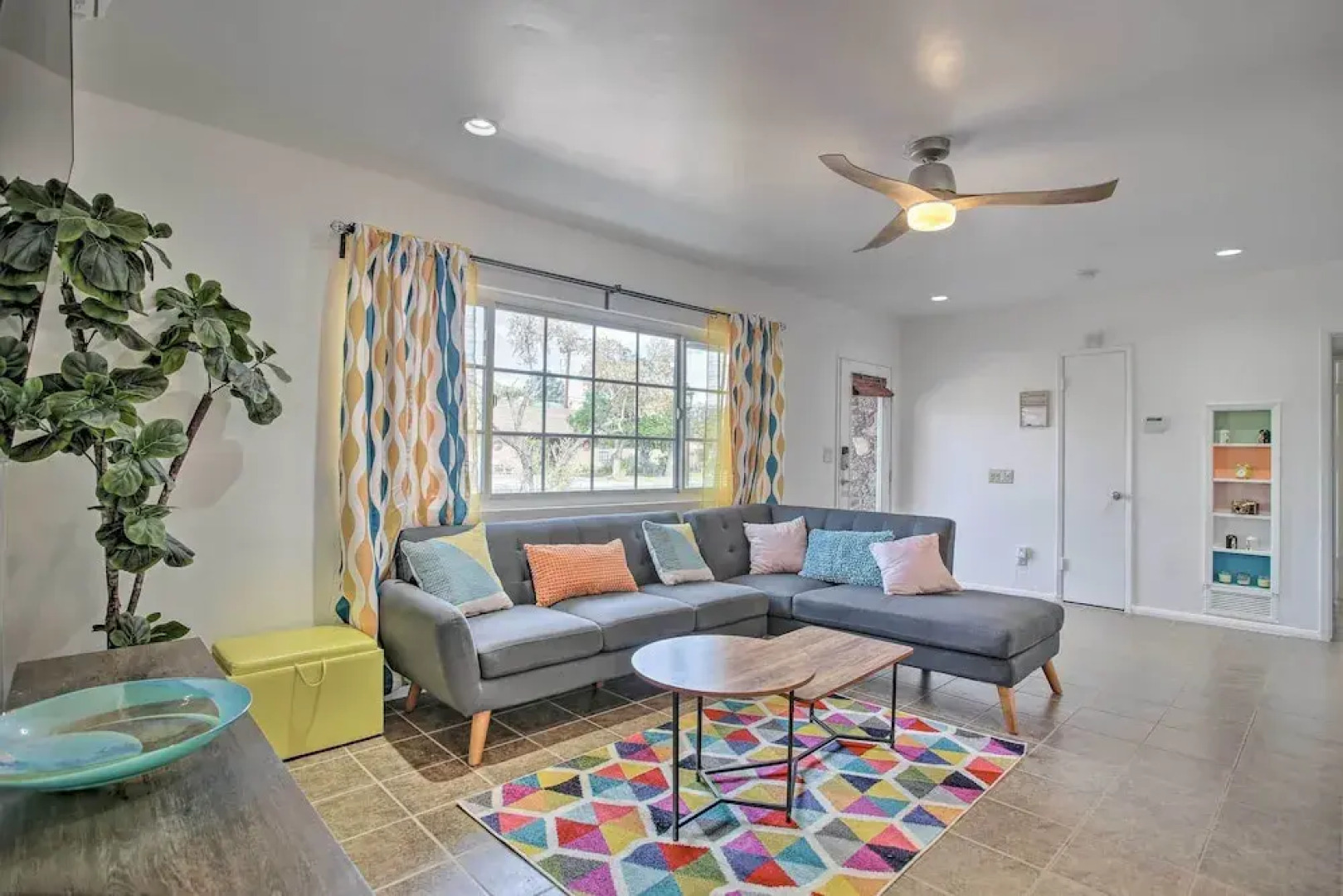 Chic Palm Springs Home w/ Patio, Grill & Yard