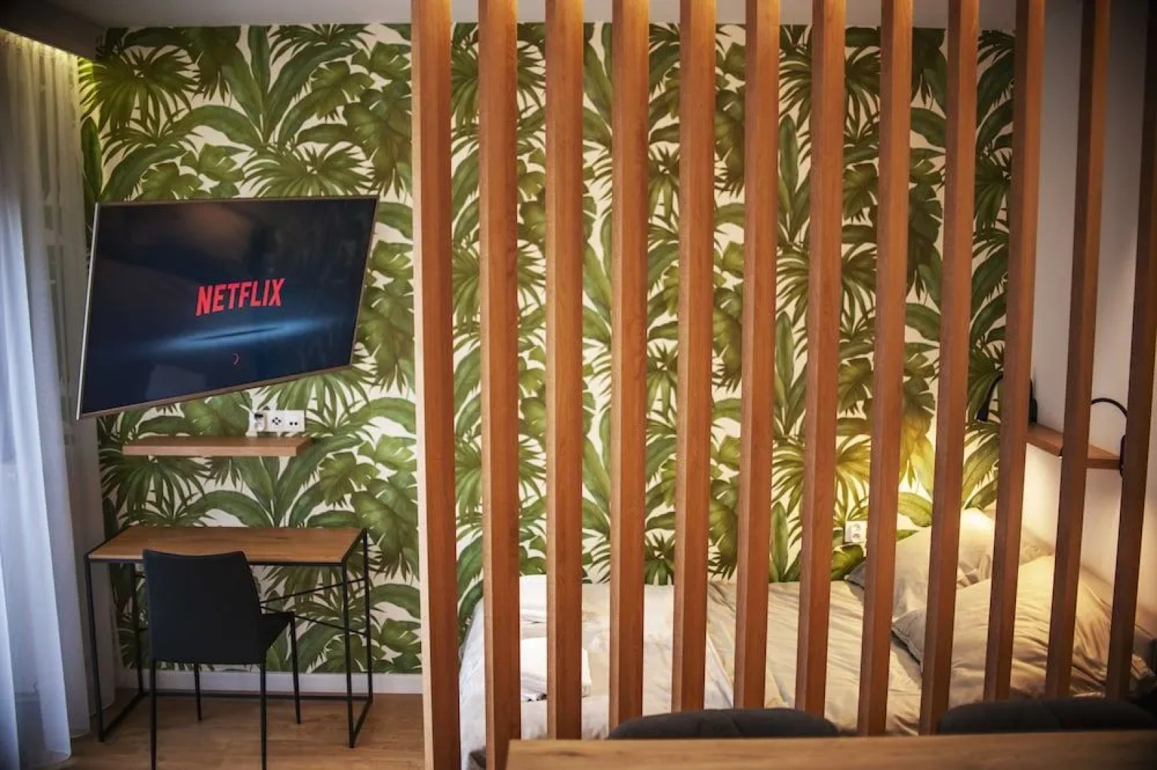 Jacuzzi Glass-House Central Station