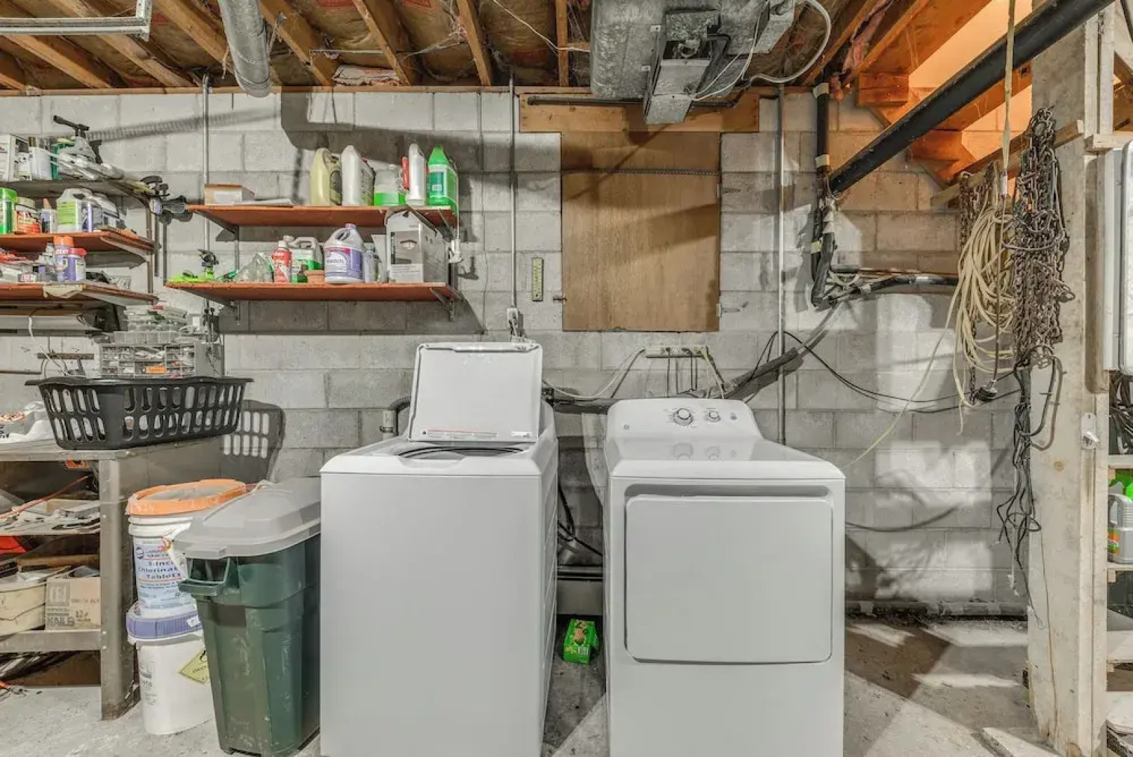 Cloudcroft Cabin Vacation Rental: 3 Mi to Skiing!