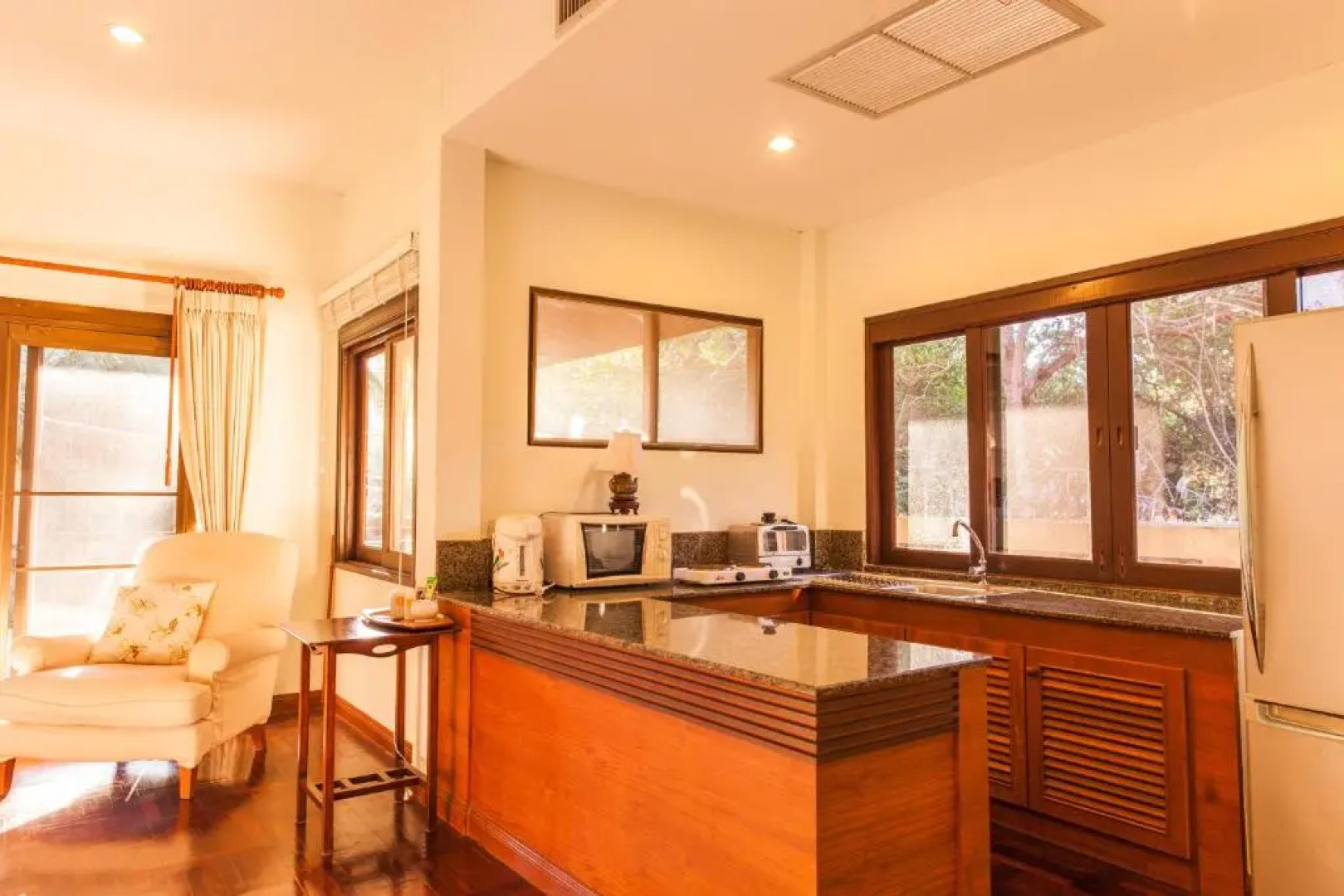 Coco Palm Beach Resort